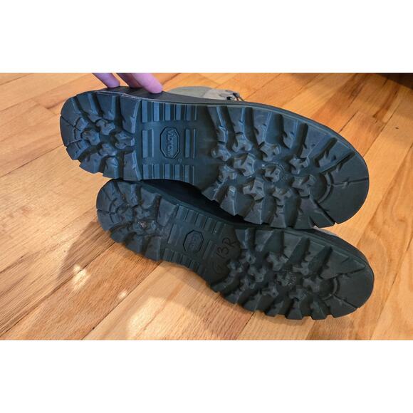 UFCW Vibram Mondo PT Green Sage Suede sz 7.5M/ 9.5W ASTMF2413-11 main image 7